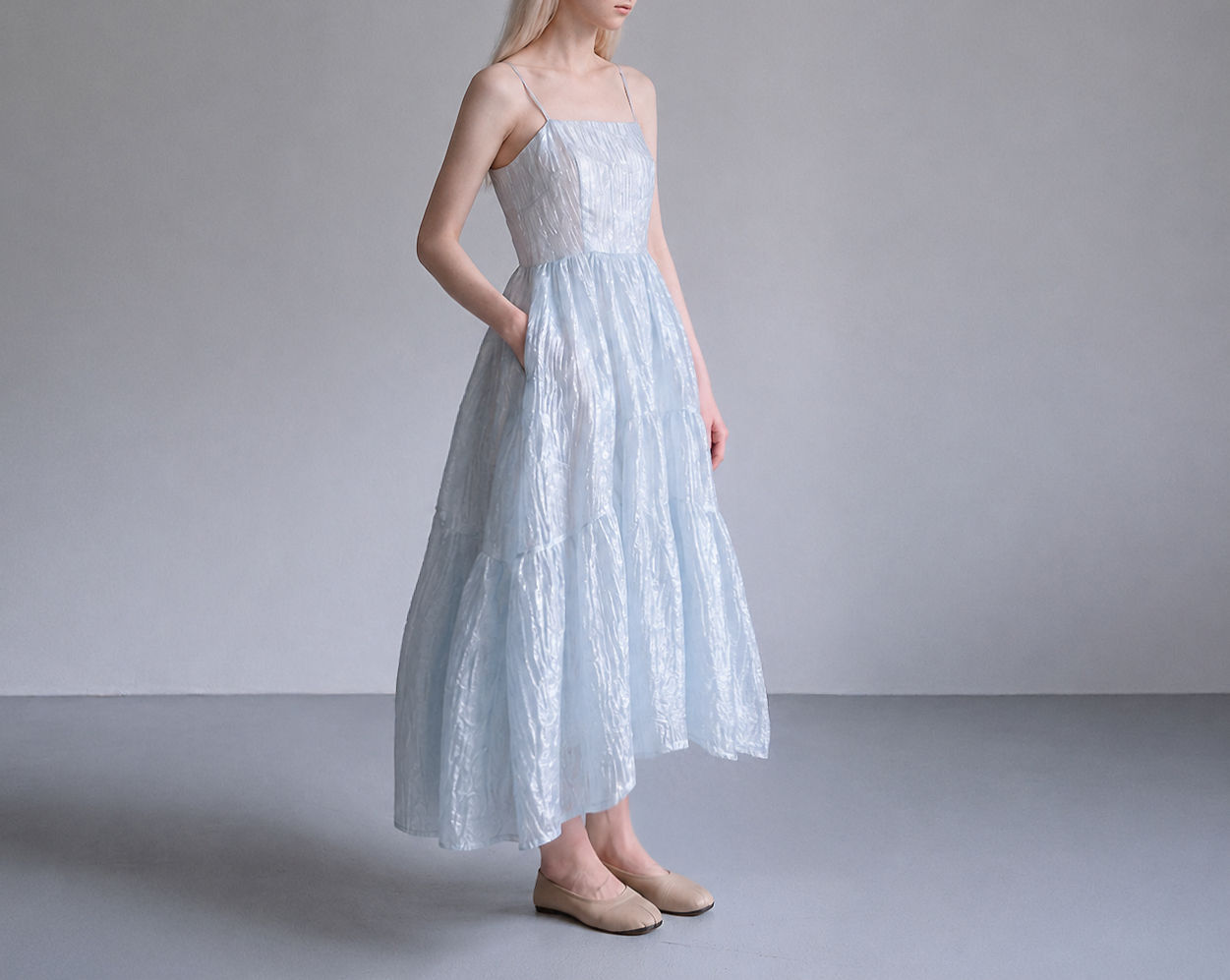 Bleu Dragée Bouffant Dress (Blue)