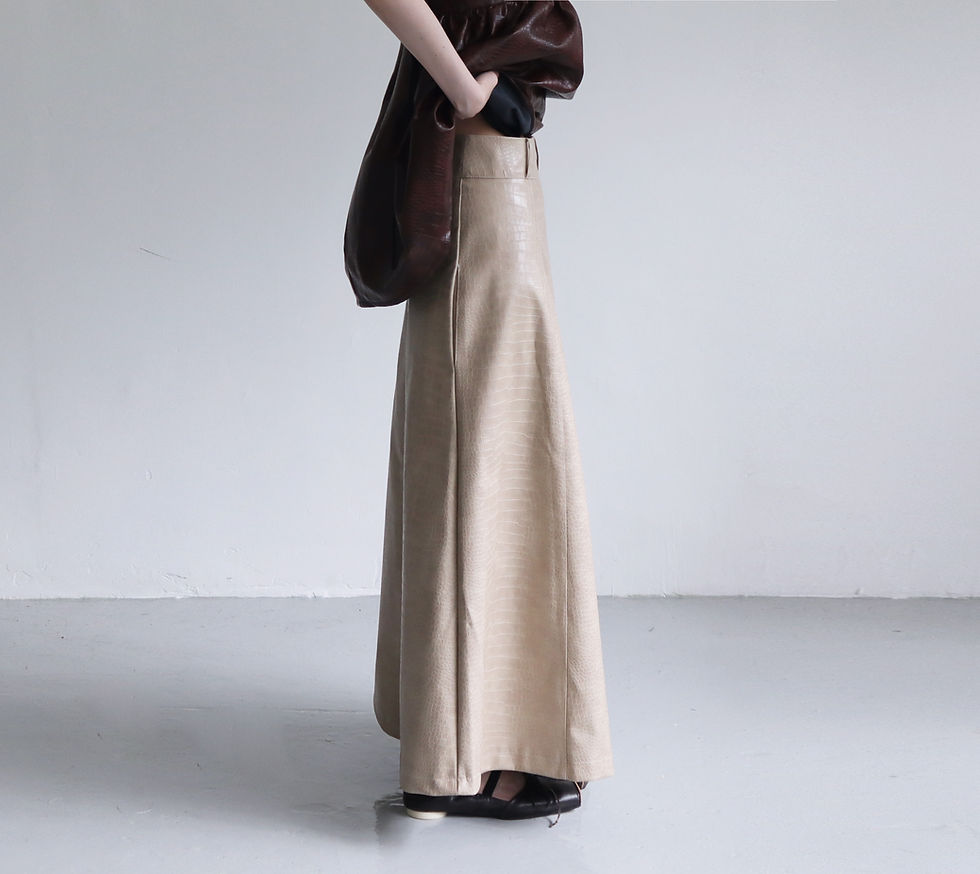 サムネイル： Beige Archive Velmora Skirt