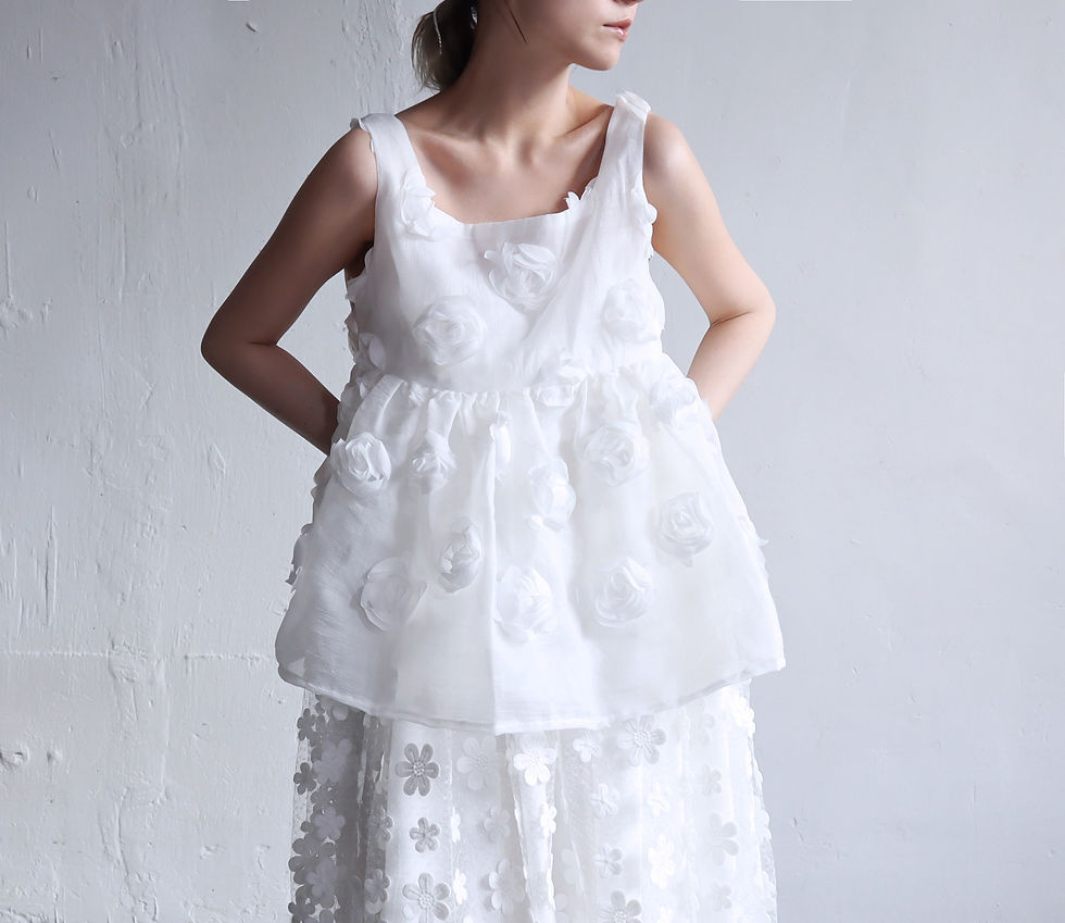 縮圖：White Rose Reverie Vest