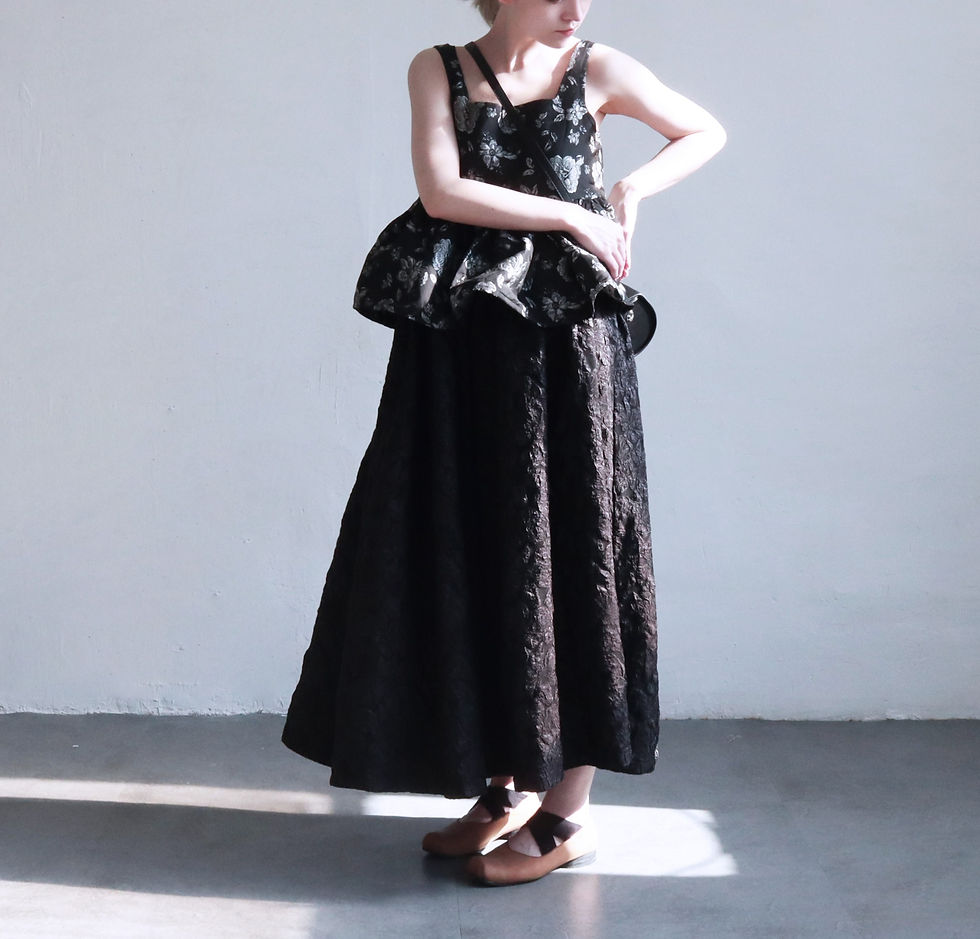 縮圖：Nezatta Vest