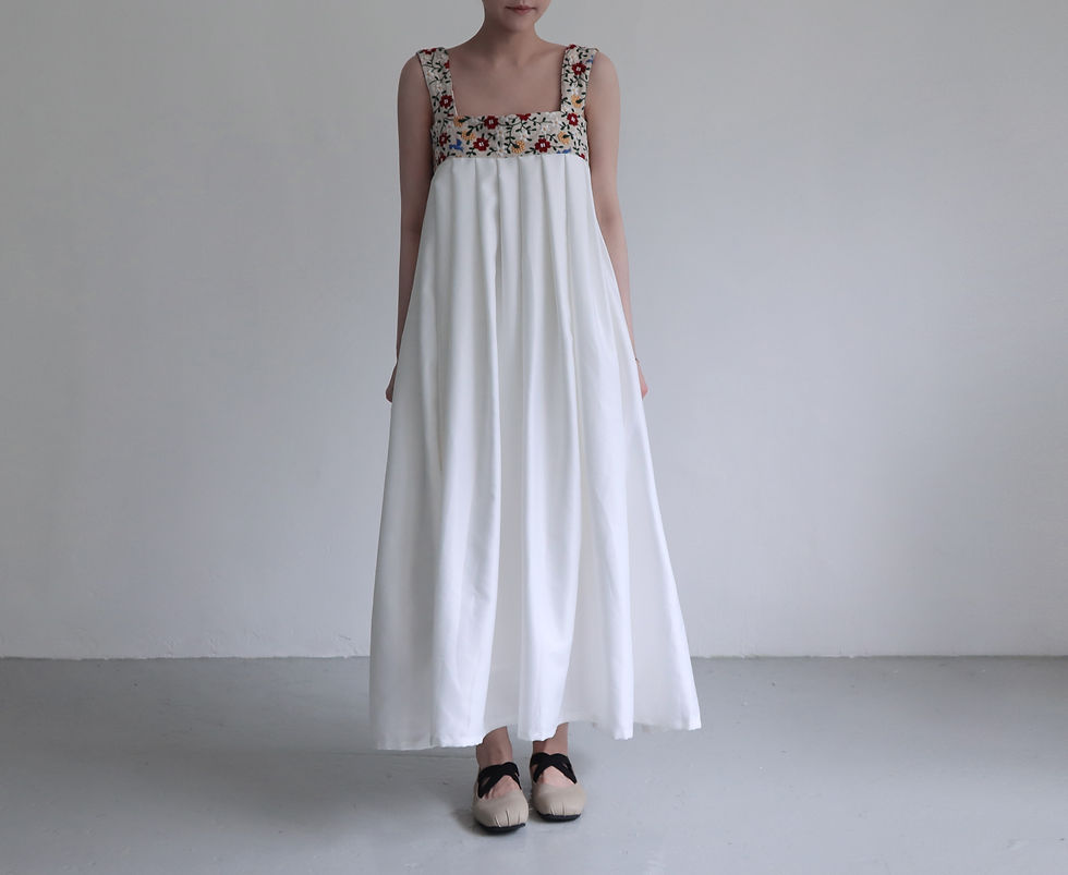 サムネイル： White Meadow Rosvale Dress
