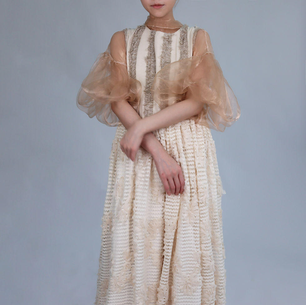 Miniature : Ivory Vineyard Dress
