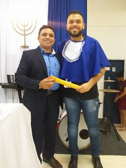 78347355_2802822946610645_85100184791207