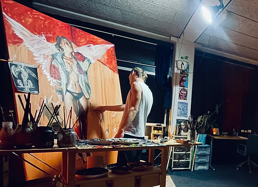 Alexander Blu Studio