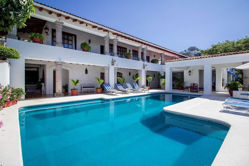 Fachada Casa Los Portales
