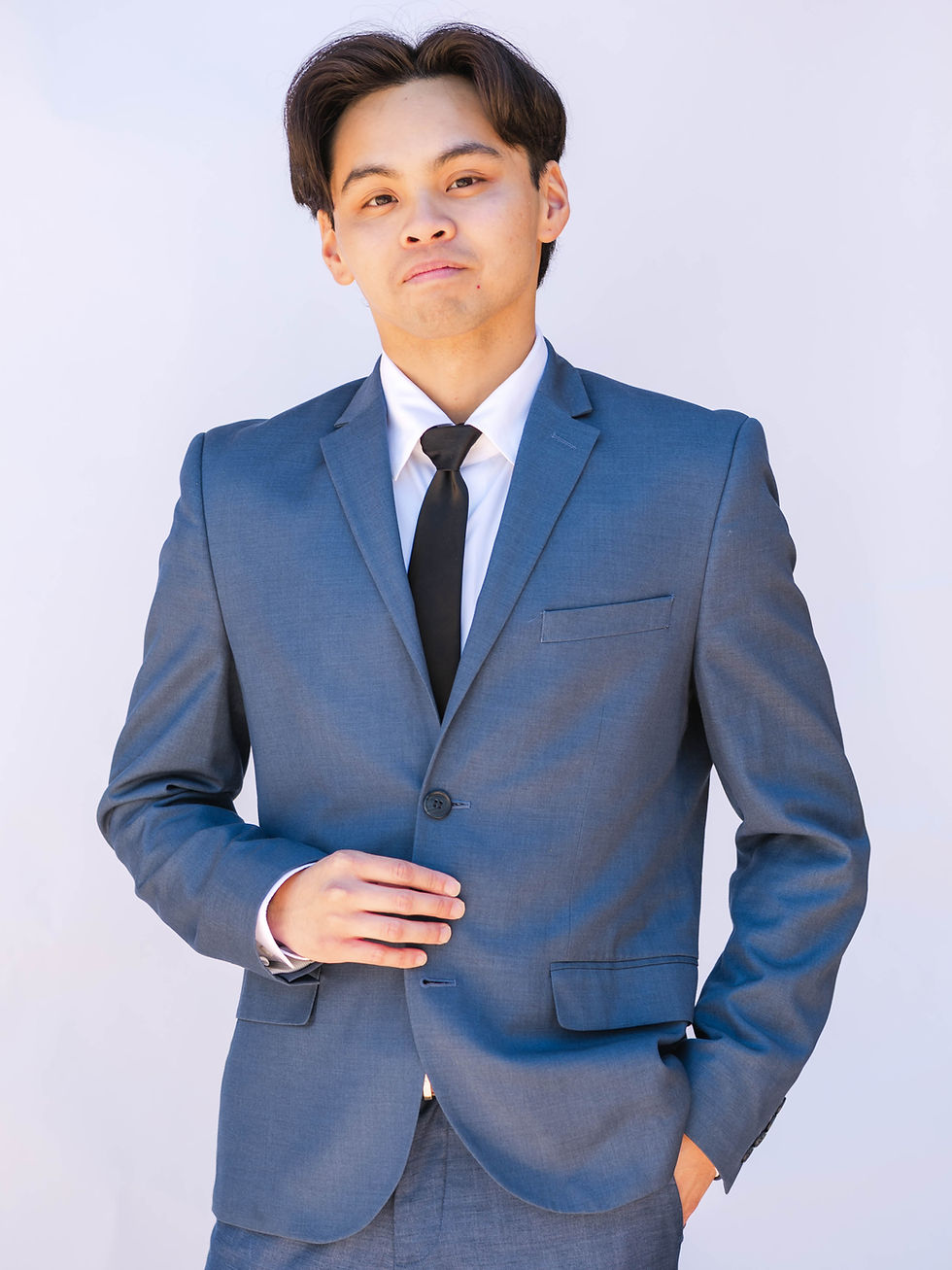 Professional realtor headshot in Orange County of a man in a suit.