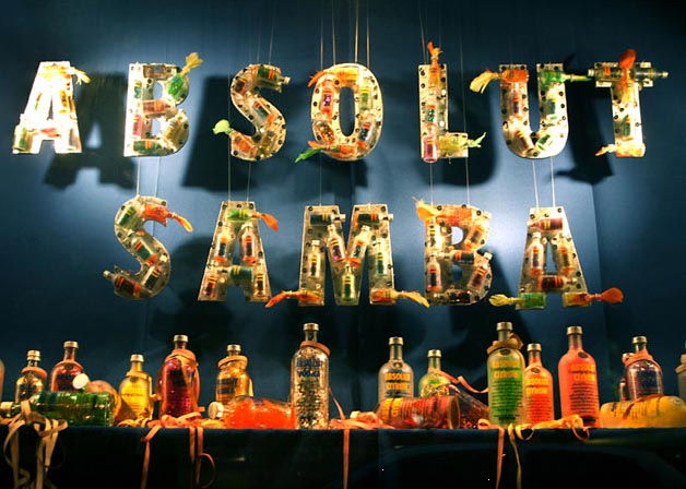 vitrine absolut samba.jpg