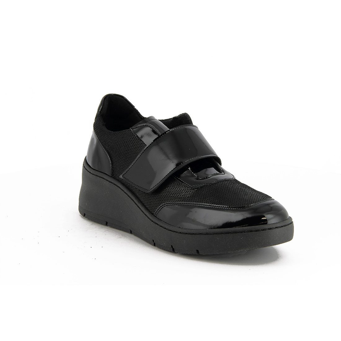 PI5605 Scarpa predisposta per donna. Genere della calzatura: con velcri