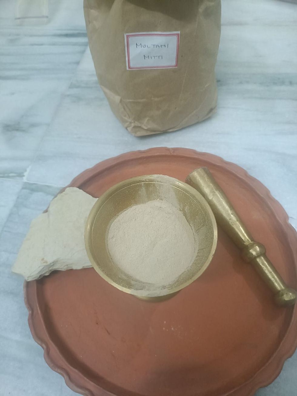 Thumbnail: MULTANI MITTI / FULLER'S EARTH