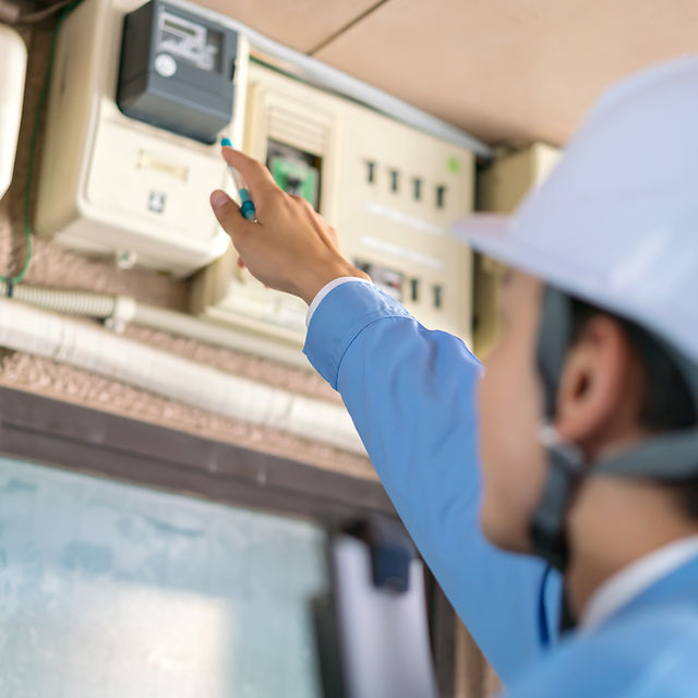 完売いたしました！エアコン工事は安心の電気工事士におまかせ♪高年式2018年製！使用回数20回位の極上品です！工事付き！保証付き！配送込！取り外し無料！エリア限定 エアコン工事は安心の電気工事士にお任せ！格安高年式2018年式！程度
