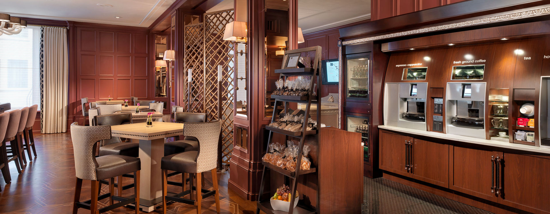 Image of the interior of the Nob Hill Club restaurant.