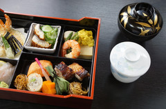 幕の内弁当