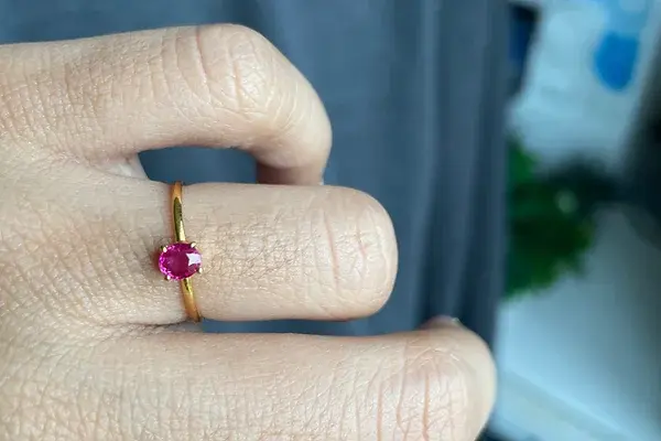 Thumbnail: 0.9Ct pink spinel ring in 18k solid gold ring (customised order)