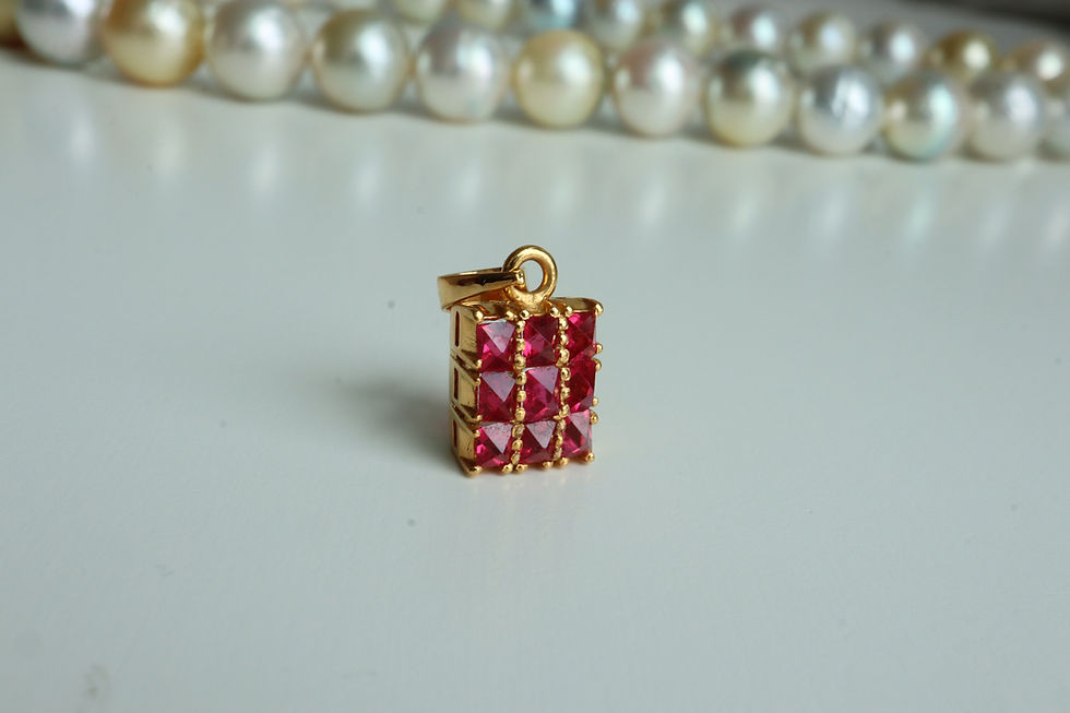 Thumbnail: Spinel pendant front view