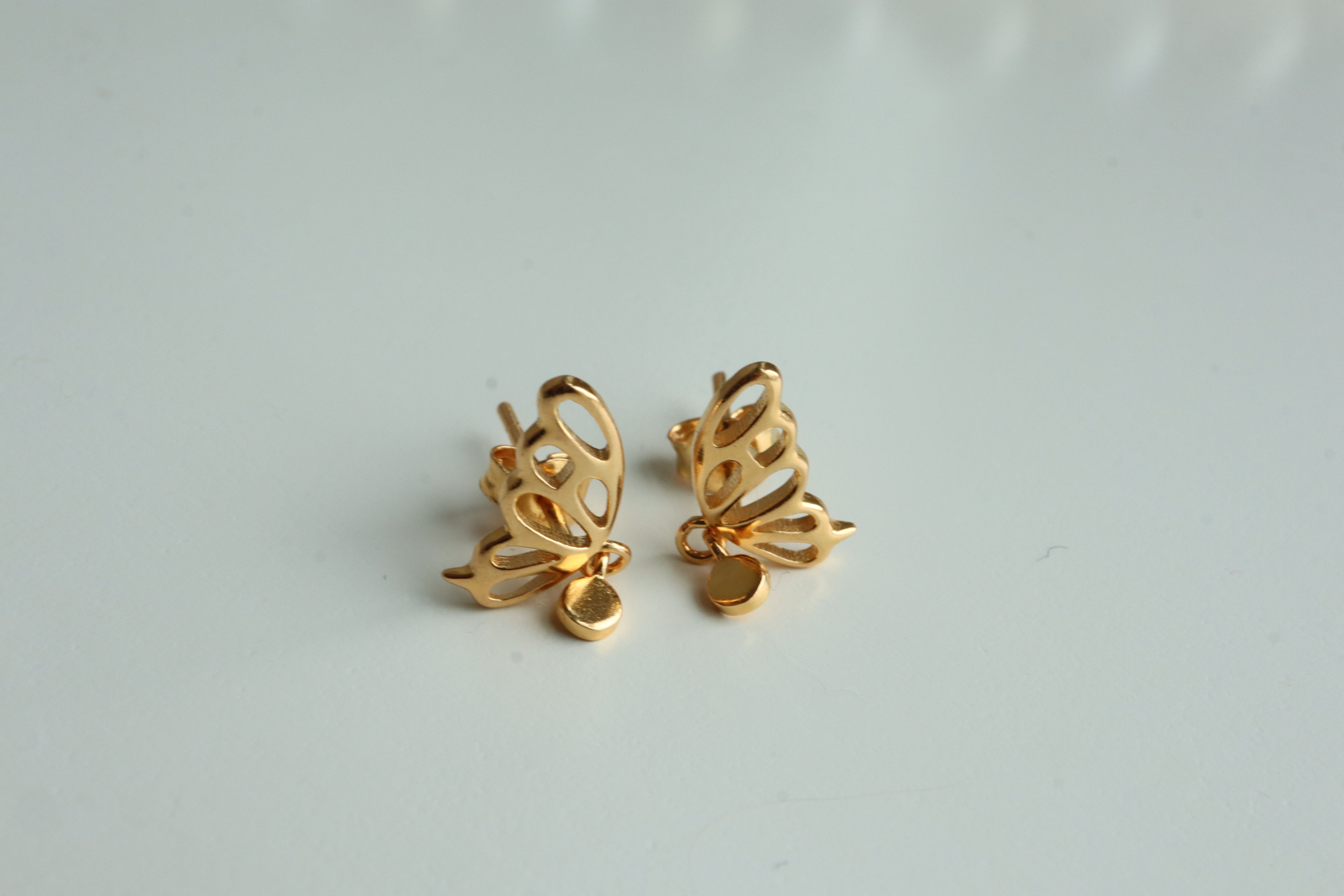 22k 916 gold stud earring- Butterfly design earring-1.55g