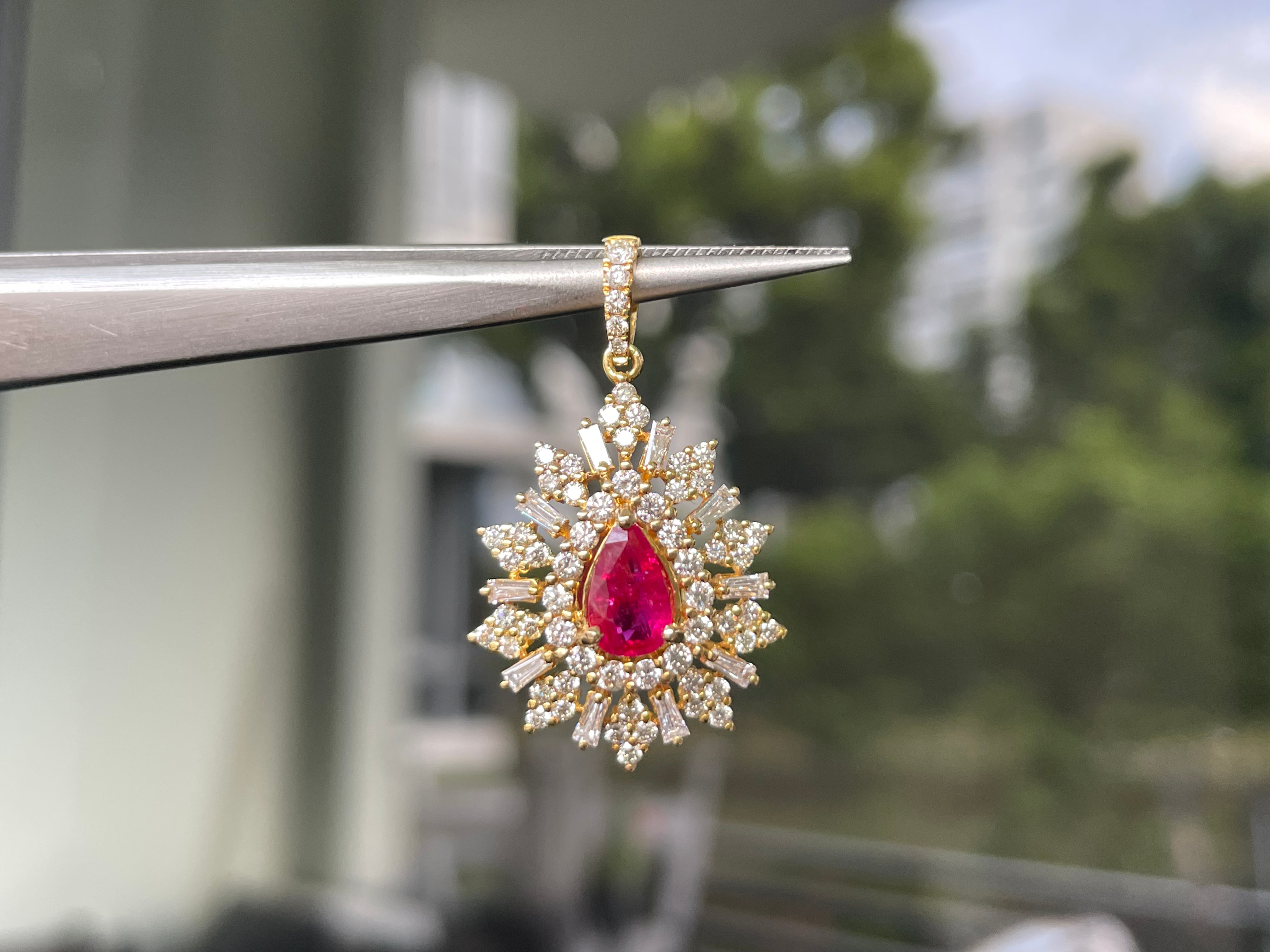 NGI certified 0.8Ct Burmese Unheated Ruby Pendant