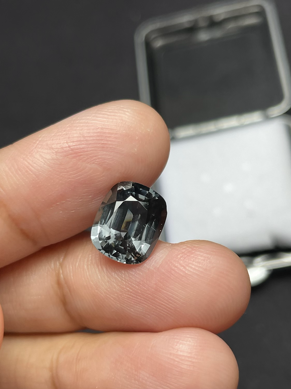 3.9Ct Greenish Grey Spinel