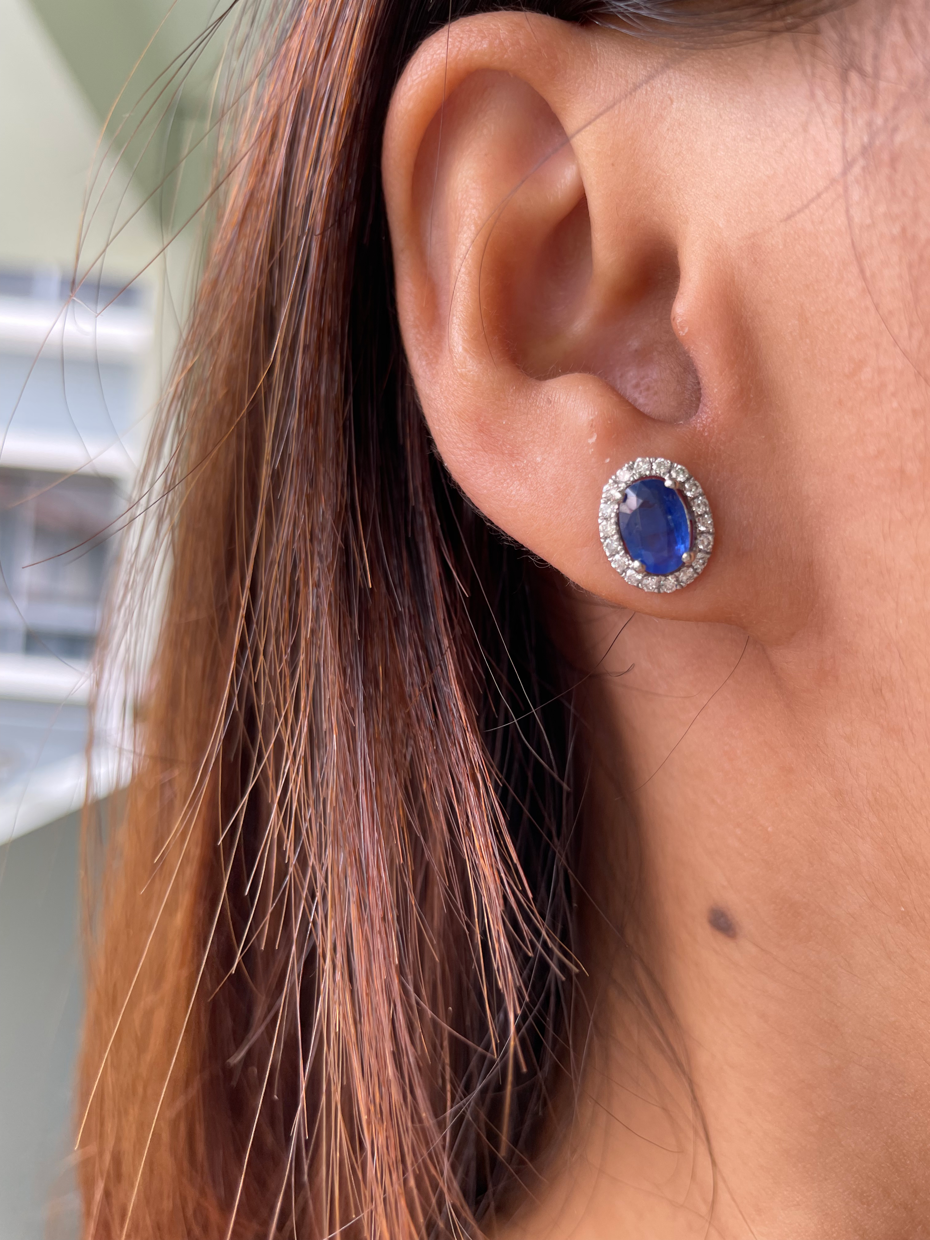 NGI certified 1.93Ct Burmese Unheated Sapphire Earring 