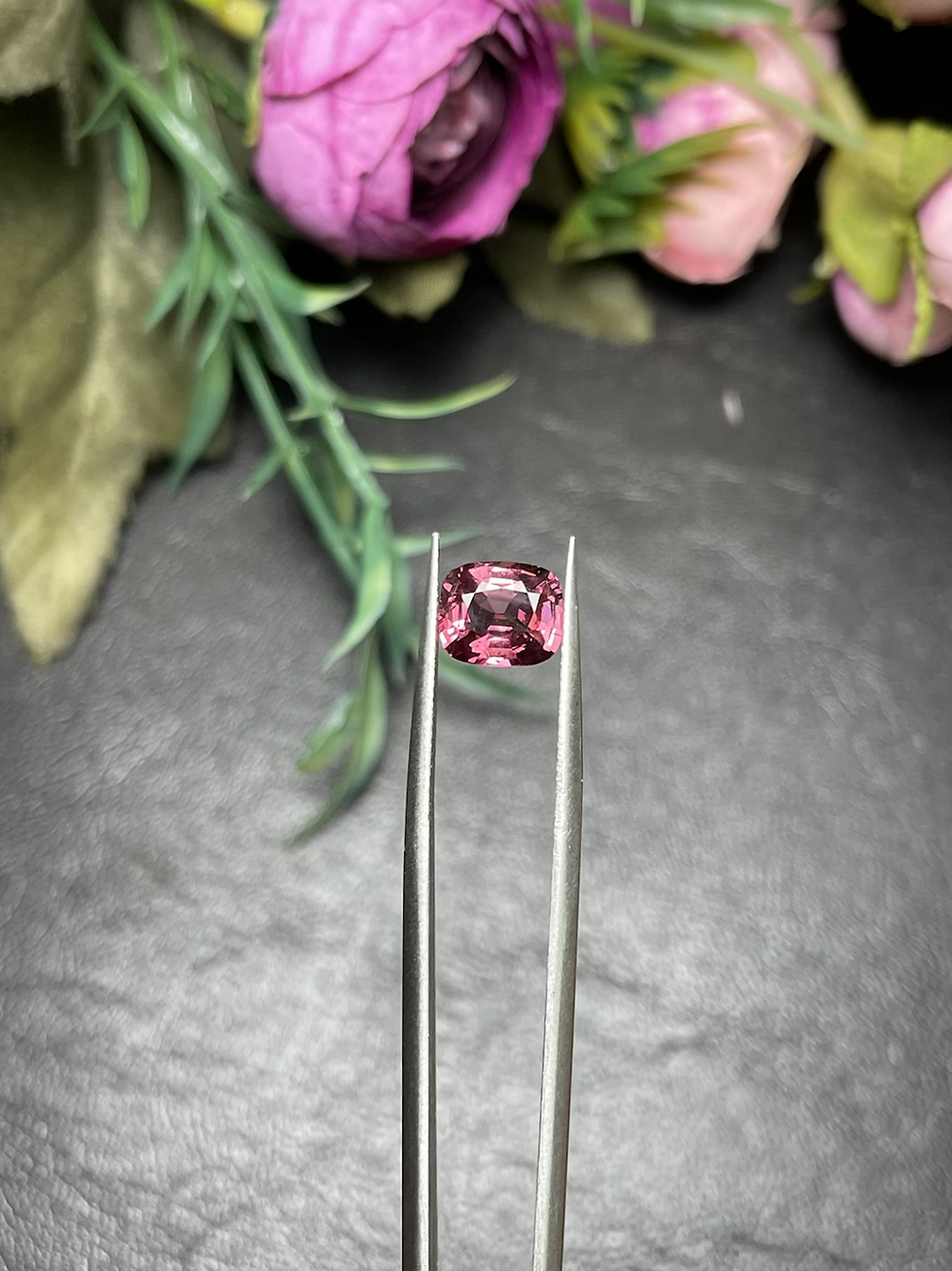 Thumbnail: 1.84Ct Make Up Color Spinel