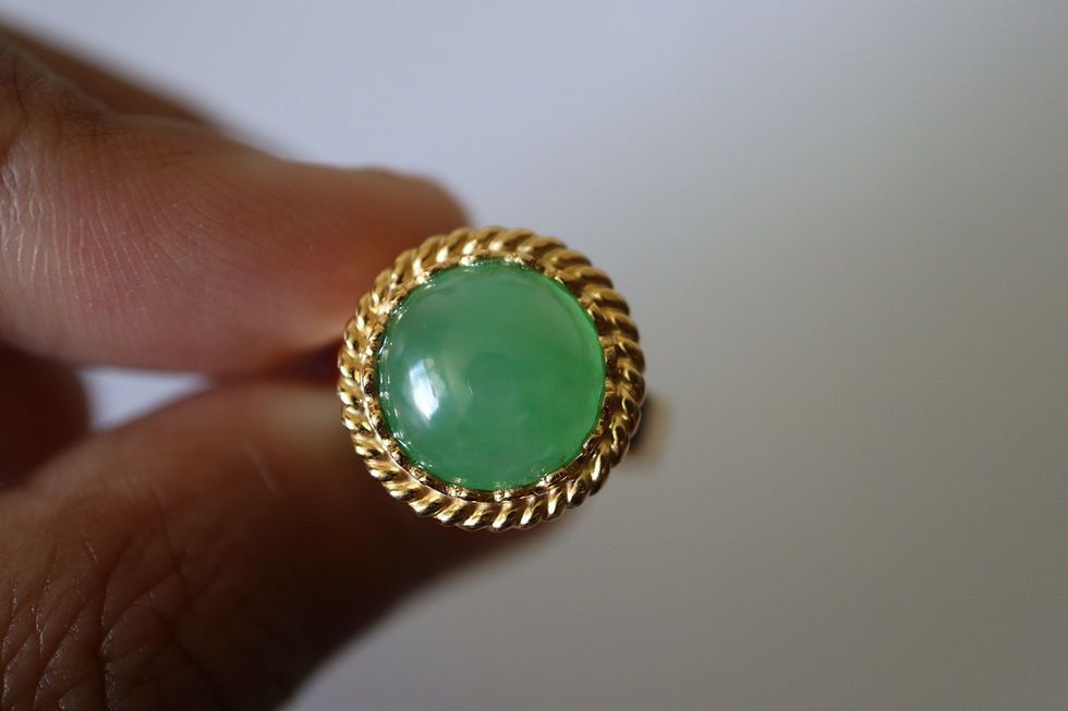 Thumbnail: Vintage style Type A Jadeite Jade Ring in 18k solid gold 