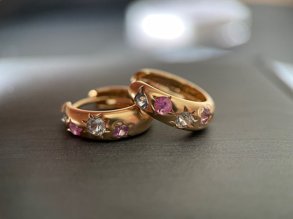 Thumbnail: Unheated Sapphire Hoop Earring 18k gold