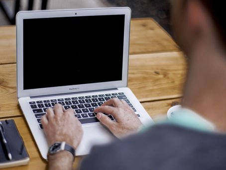Fui demitido e não recebi os meus direitos, devo contratar um advogado trabalhista?
