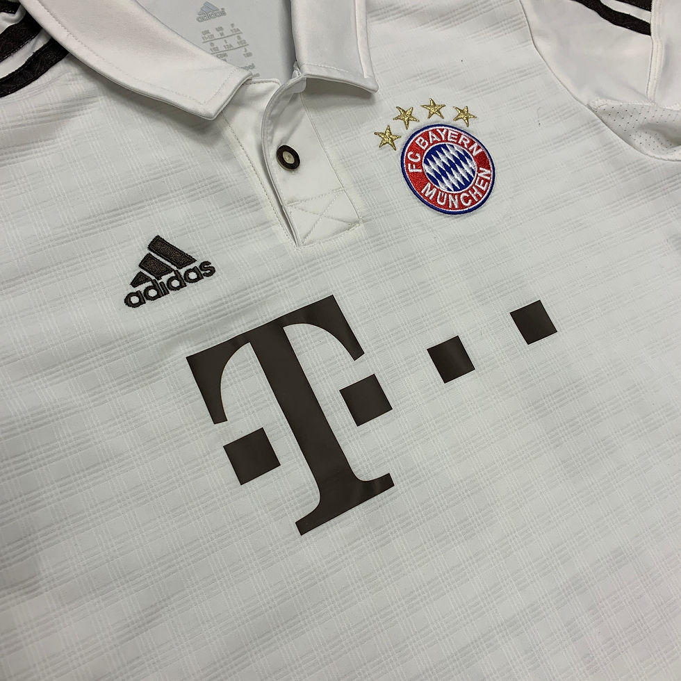 Miniaturbild: 2013/2014 - FC Bayern München - Auswärtstrikot - Mario Götze - Kinder 164