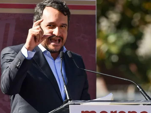 Andrés Manuel López Beltrán deja Morena para buscar diputacion federal.