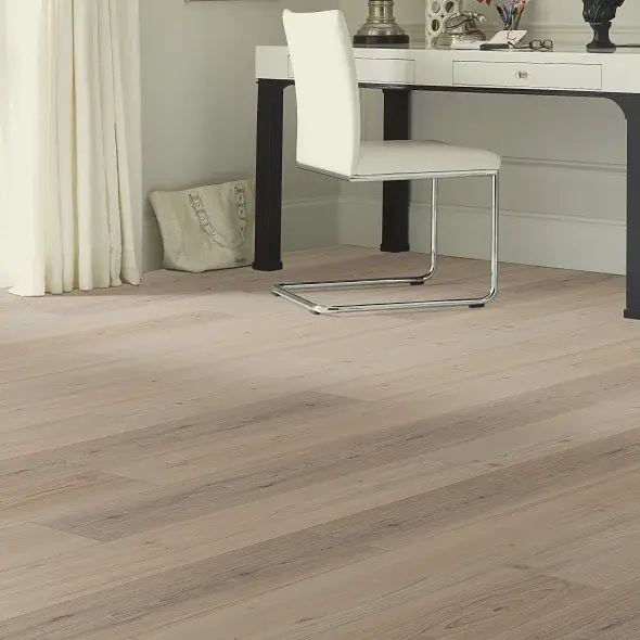 Thumbnail: Distinction Plus - Light Pine