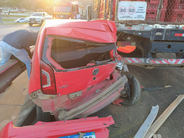 Nove veículos se envolvem em engavetamento na BR-376, em Ponta Grossa