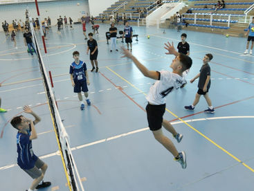 Ponta Grossa no Paranaense de vôlei
