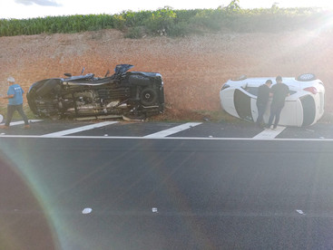 Engavetamento deixa um ferido na BR 376