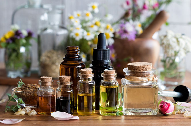 Holistagenix-essential-oils-page_edited.jpg