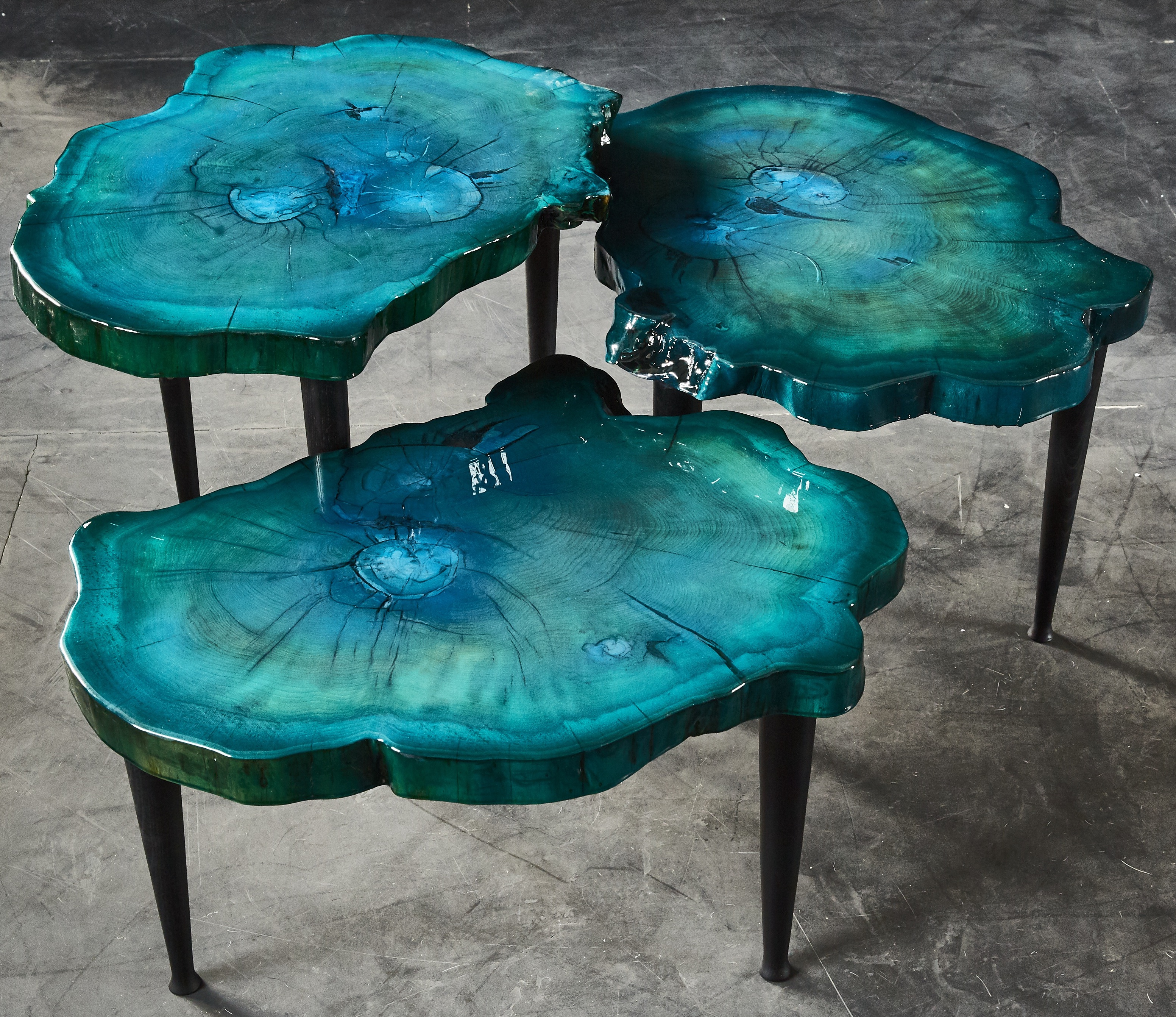 table bleu moyen