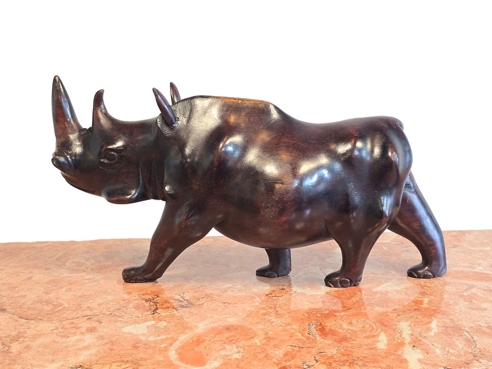 Miniatura: Grande Escultura de um Rinoceronte em madeira Exótica