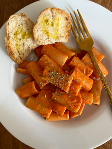 Rigatoni al pomodoro cremoso