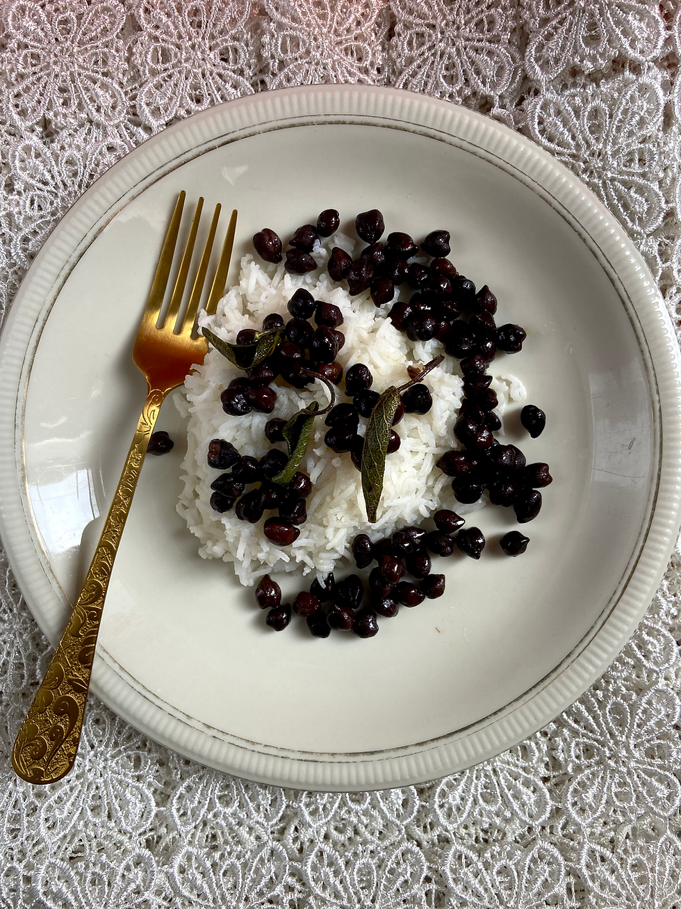 Riso Basmati con ceci neri della Murgia e salvia per la Luna Nuova in Pesci di Sara Ottavia Carolei