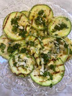 Zucchine alla griglia con basilico, Parmigiano e citronette