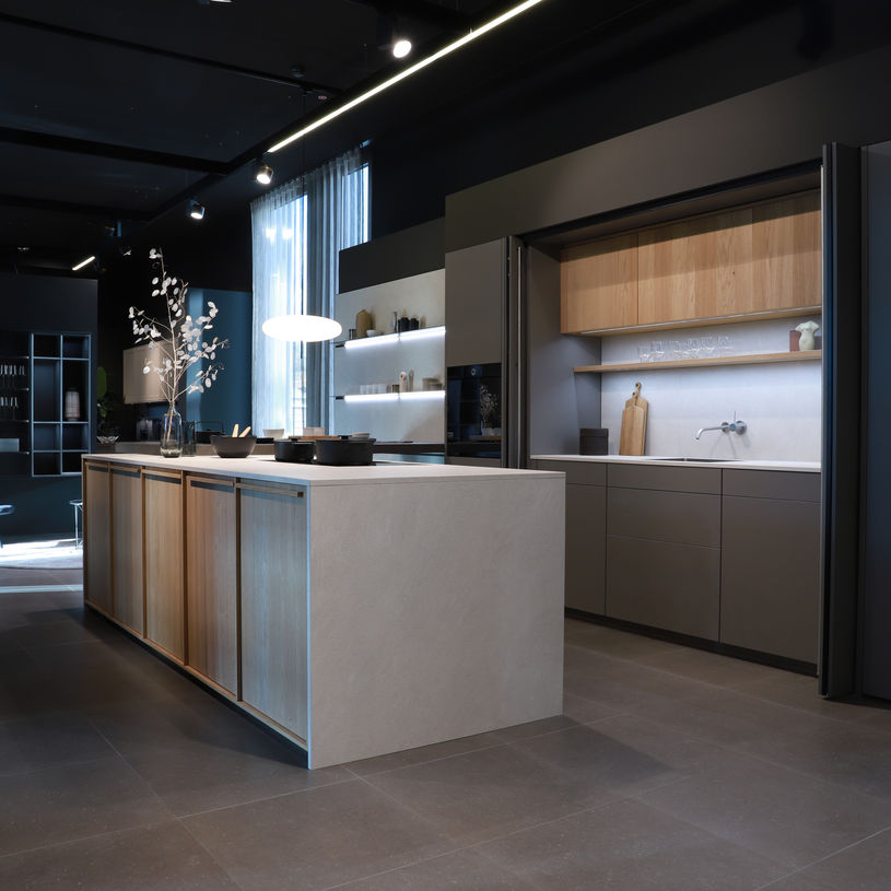 Modern Japanese Style Kitchen
