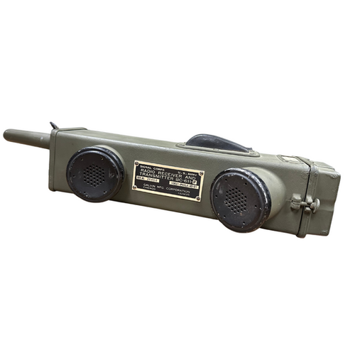 WW2 SCR536 Radio ReceiverTransmitter (Walkie Talkie) in Mint