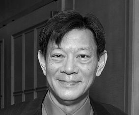 Rich Chong Headshot 2020_edited.jpg