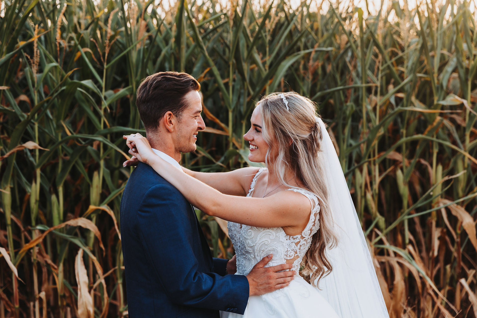 golden hour portraits at Speechesspeeches-East-Afton-Farmhouse-Wedding-Isle-of-Wight