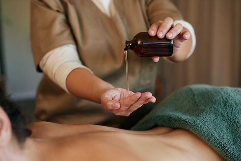 Relaxačná arómaterapeutická masáž .jpg