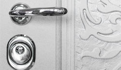 Versace-Entrance-Door_02_1