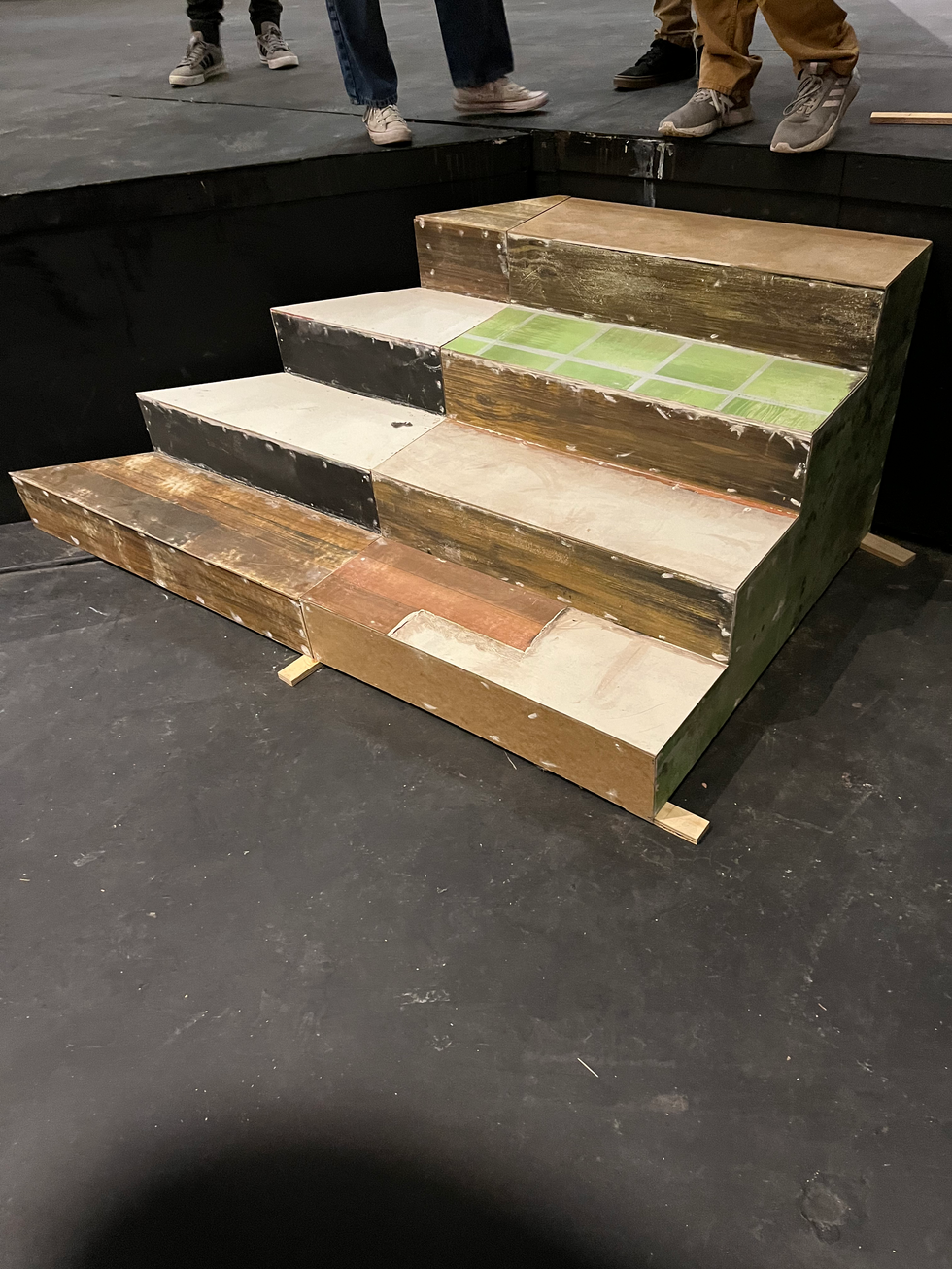 Stairs on side of stage.heic