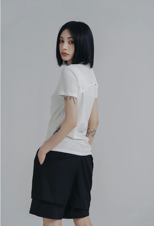 Thumbnail: Wallcy Irregular Hem T-Shirt - White