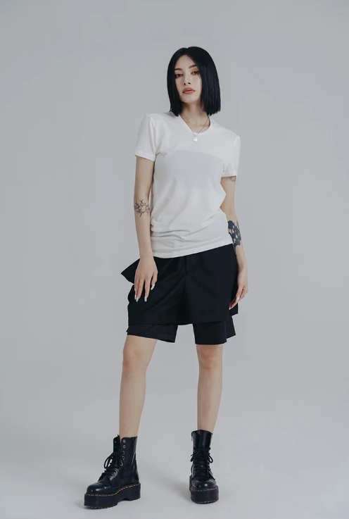 Thumbnail: Wallcy Irregular Hem T-Shirt - White