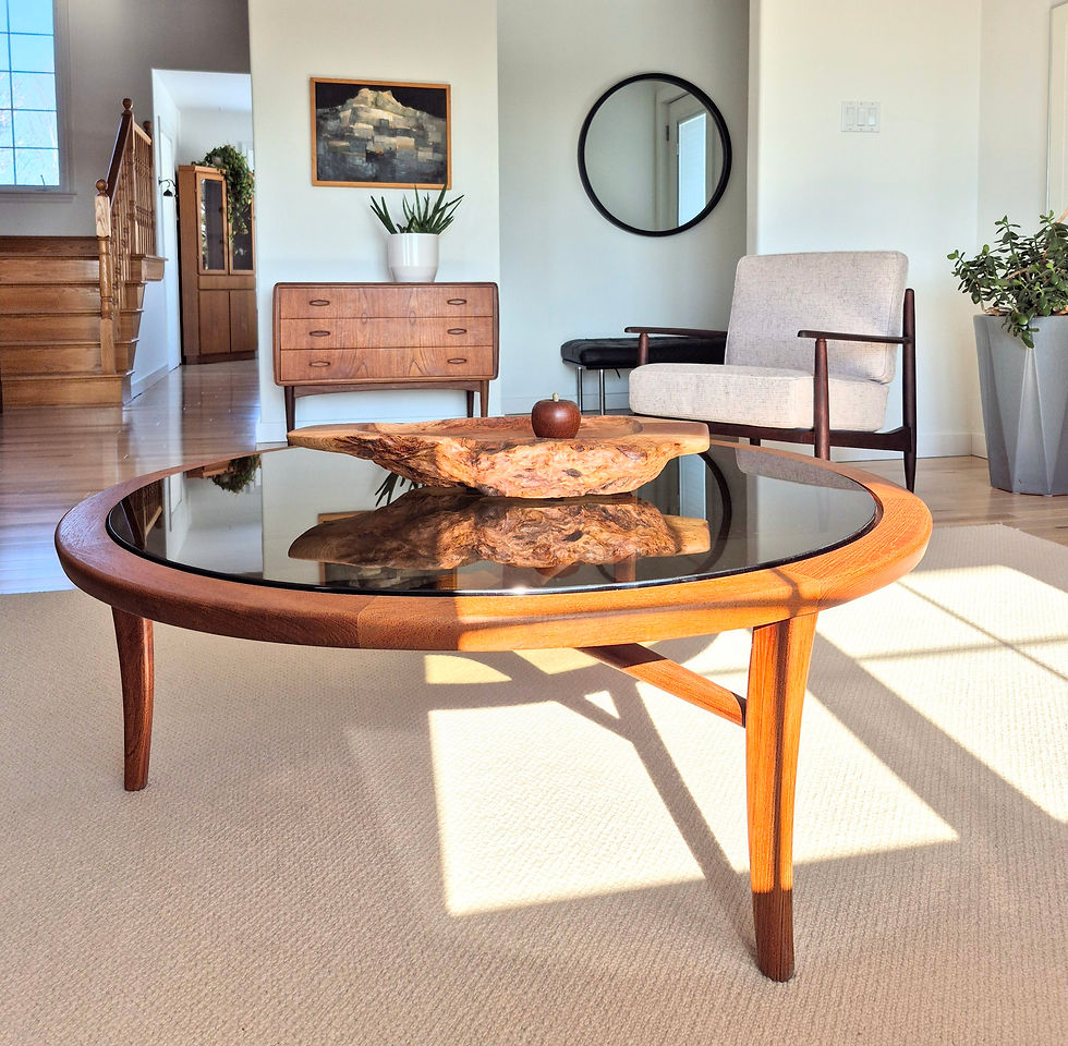 Mid-Century Round Table