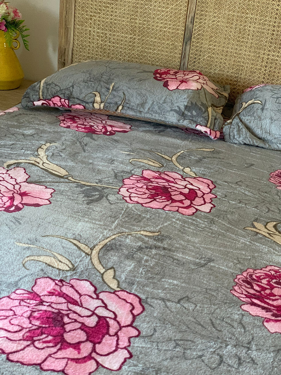 Thumbnail: Queen size winter bedding (3pcs) - Silver