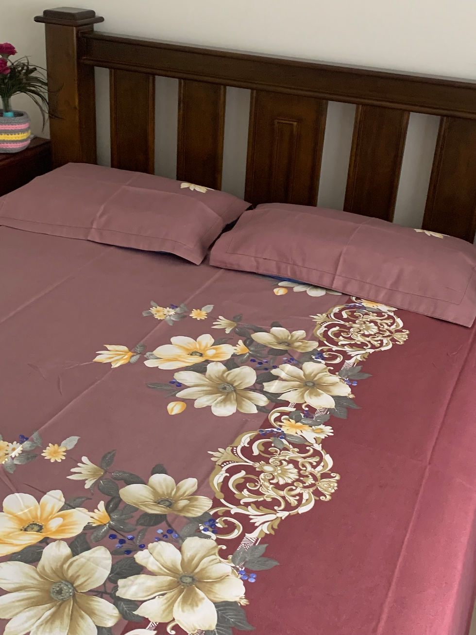 Thumbnail: King flat bedsheet - Pink/Deep Pink